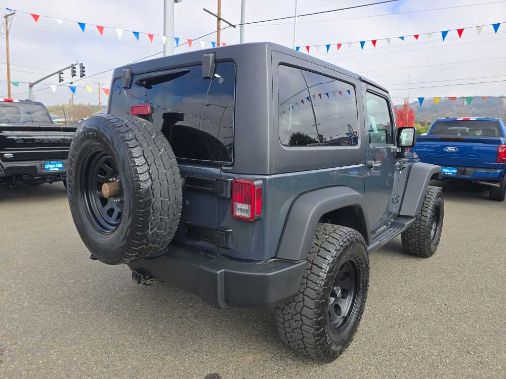Thumbnail: 2016 Jeep Wrangler - 5