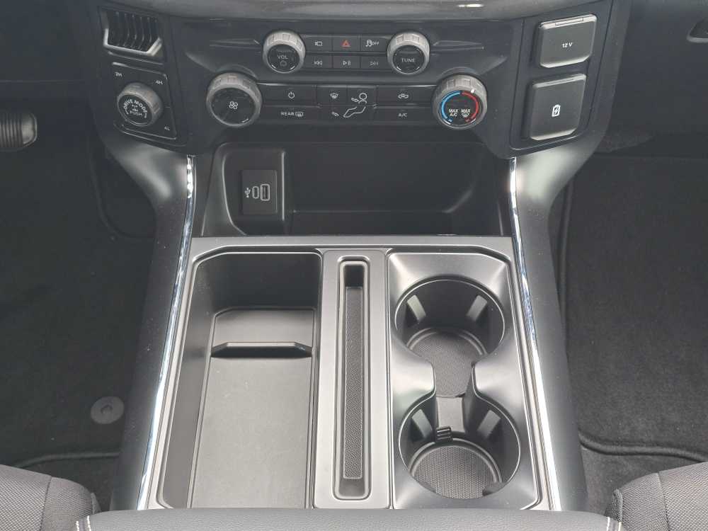 Thumbnail: 2025 Ford F-150 - 13