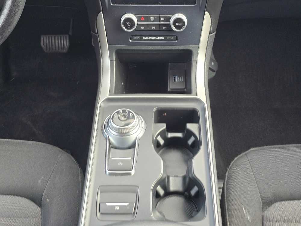 Thumbnail: 2022 Ford Edge - 13