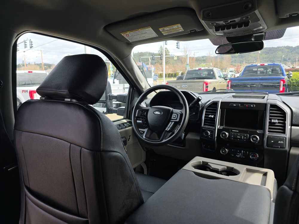 Thumbnail: 2022 Ford F-350 - 11