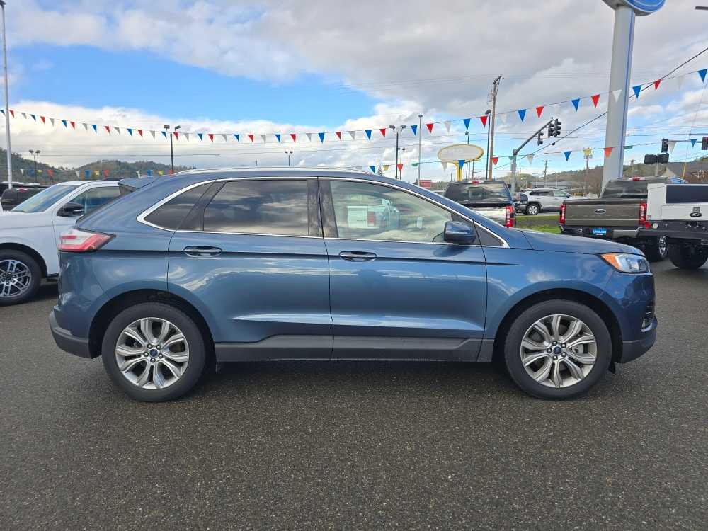 Thumbnail: 2019 Ford Edge - 6