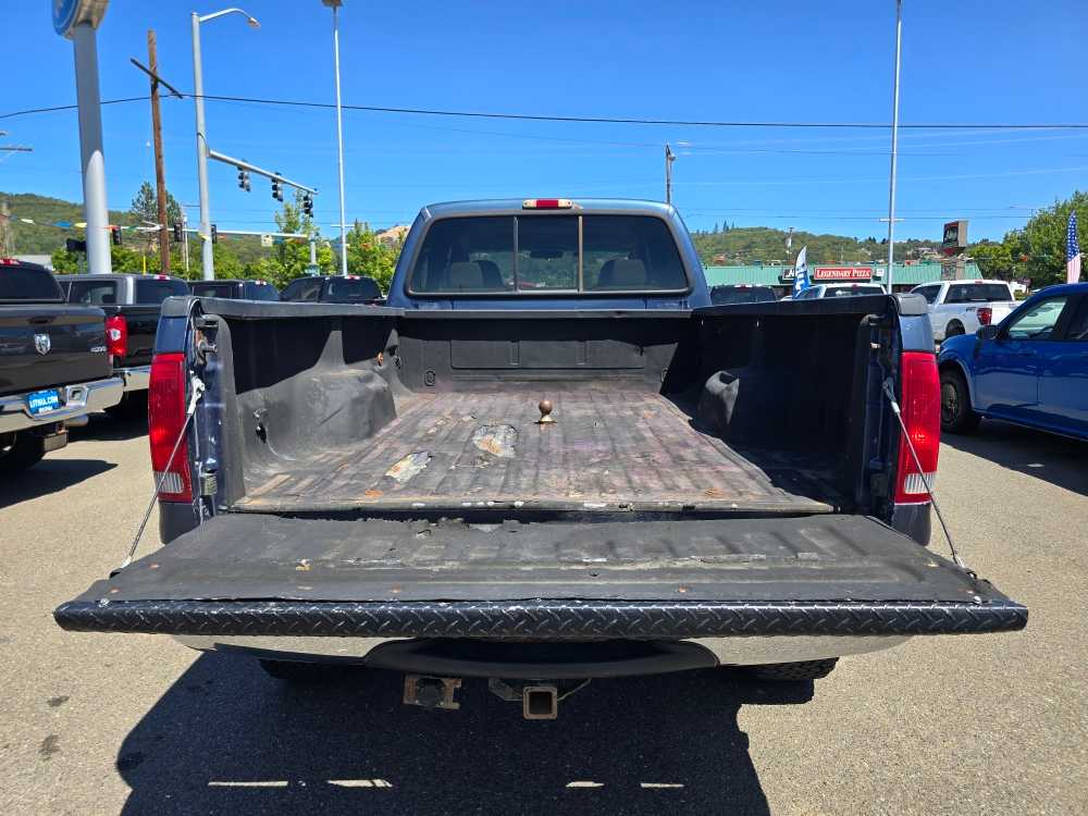 Thumbnail: 2004 Ford F-350 - 19