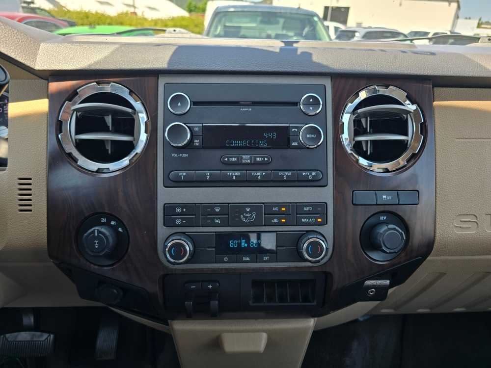 2011 Ford F-250  13