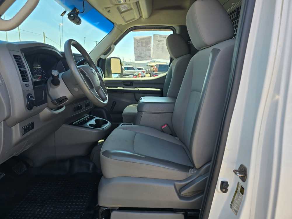 Thumbnail: 2012 Nissan NV - 11