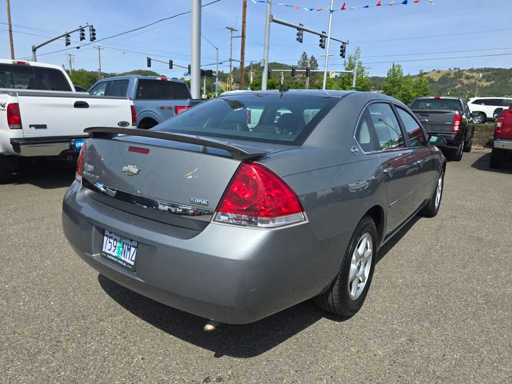 Thumbnail: 2008 Chevrolet Impala - 10