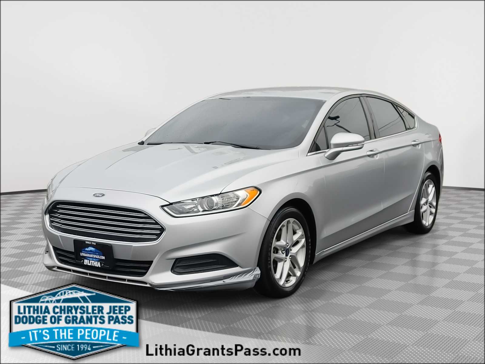 2016 Ford Fusion SE -
                  Grants Pass, OR