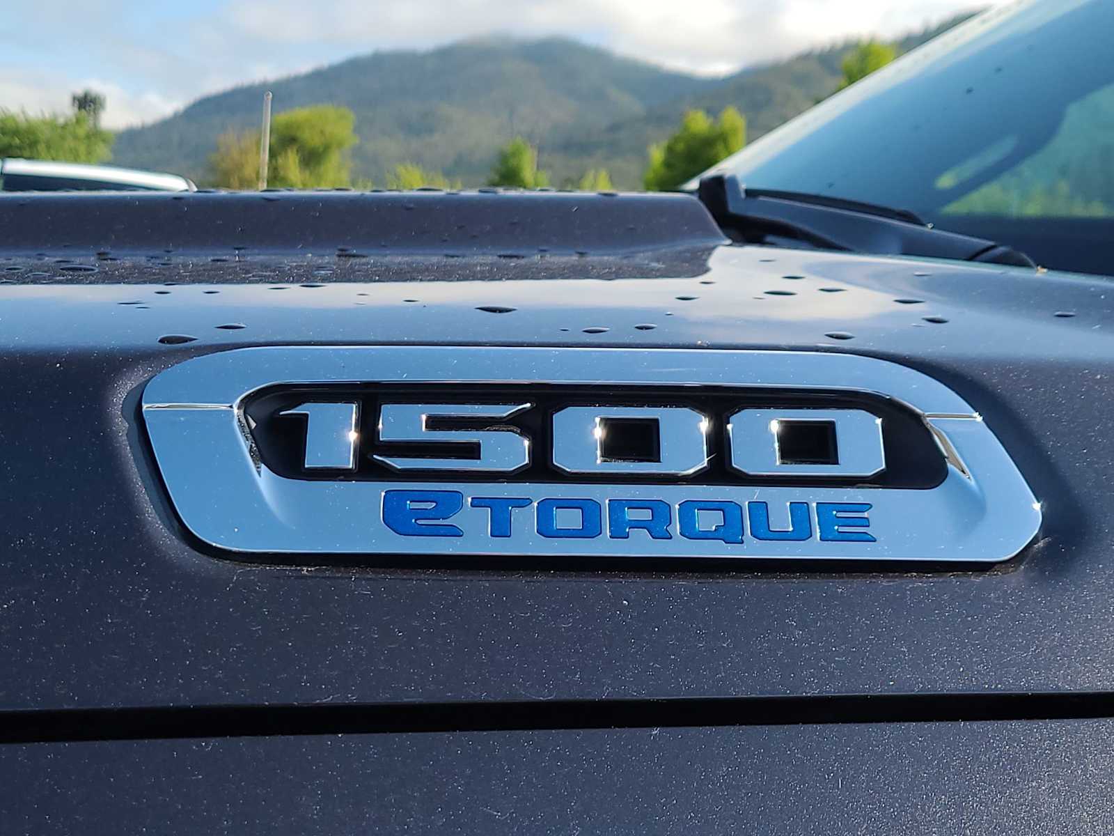 Thumbnail: 2026 RAM 1500 - 15