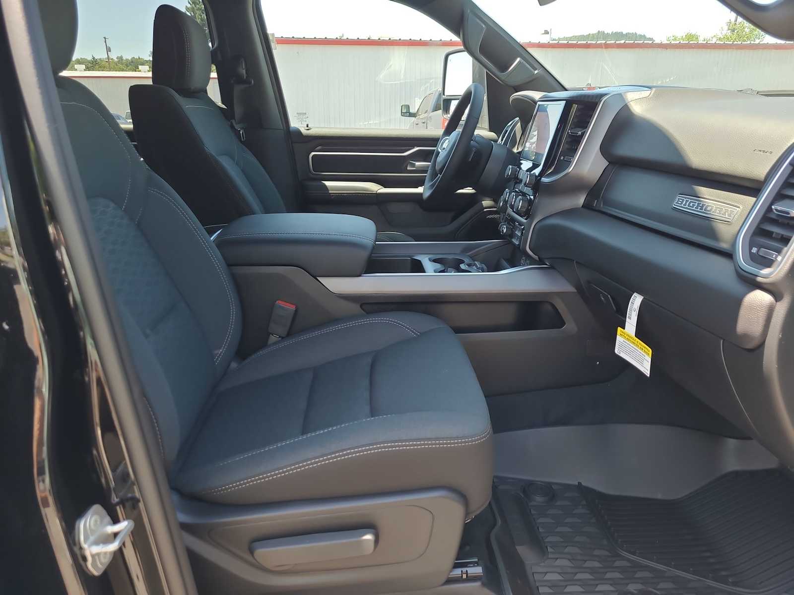 Thumbnail: 2025 RAM 1500 - 22