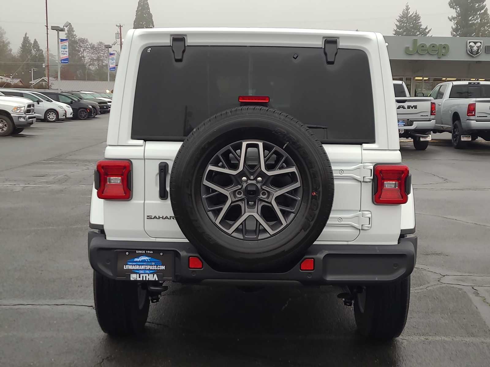 Thumbnail: 2026 Jeep Wrangler - 13