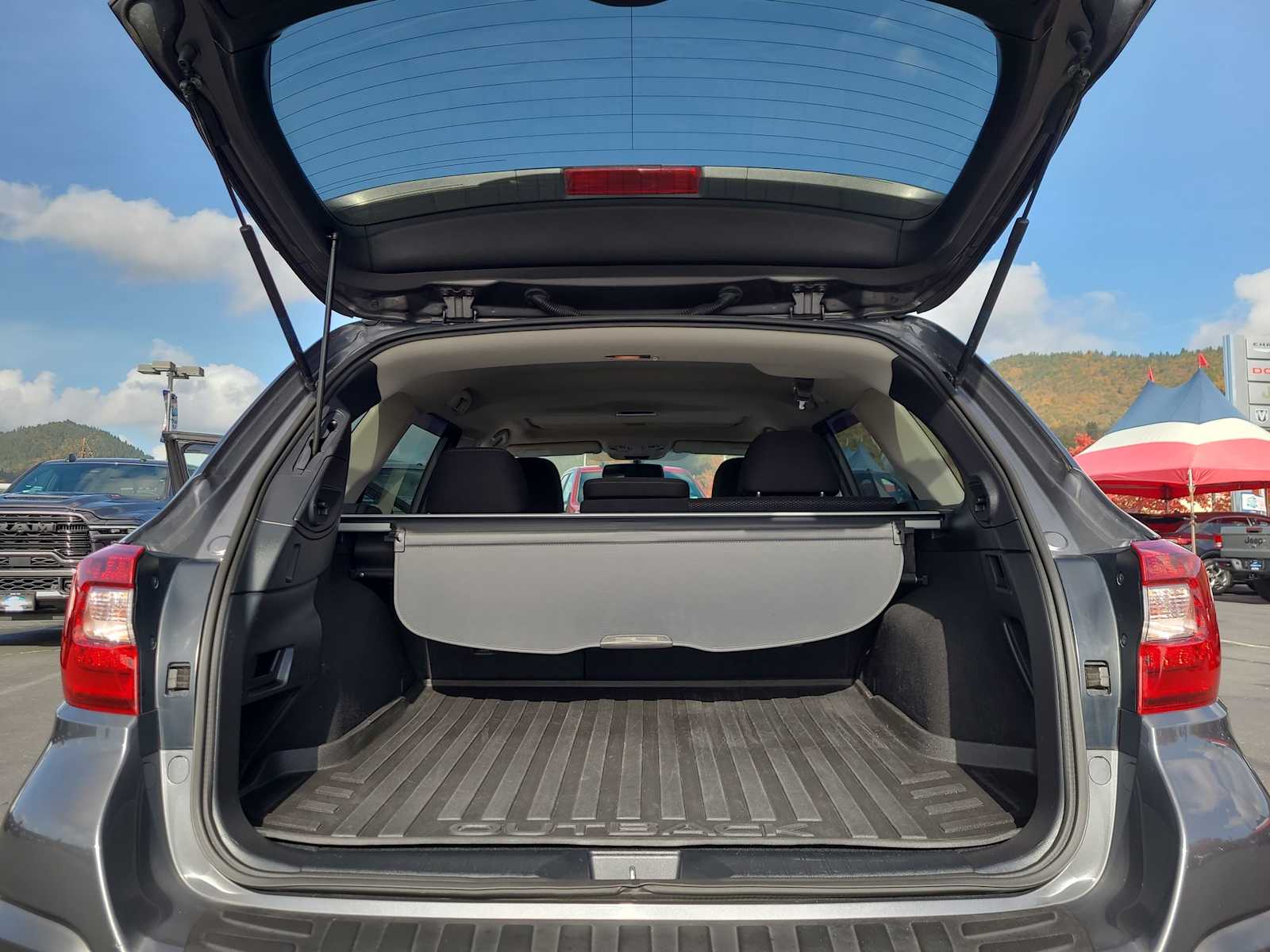 Thumbnail: 2018 Subaru Outback - 27