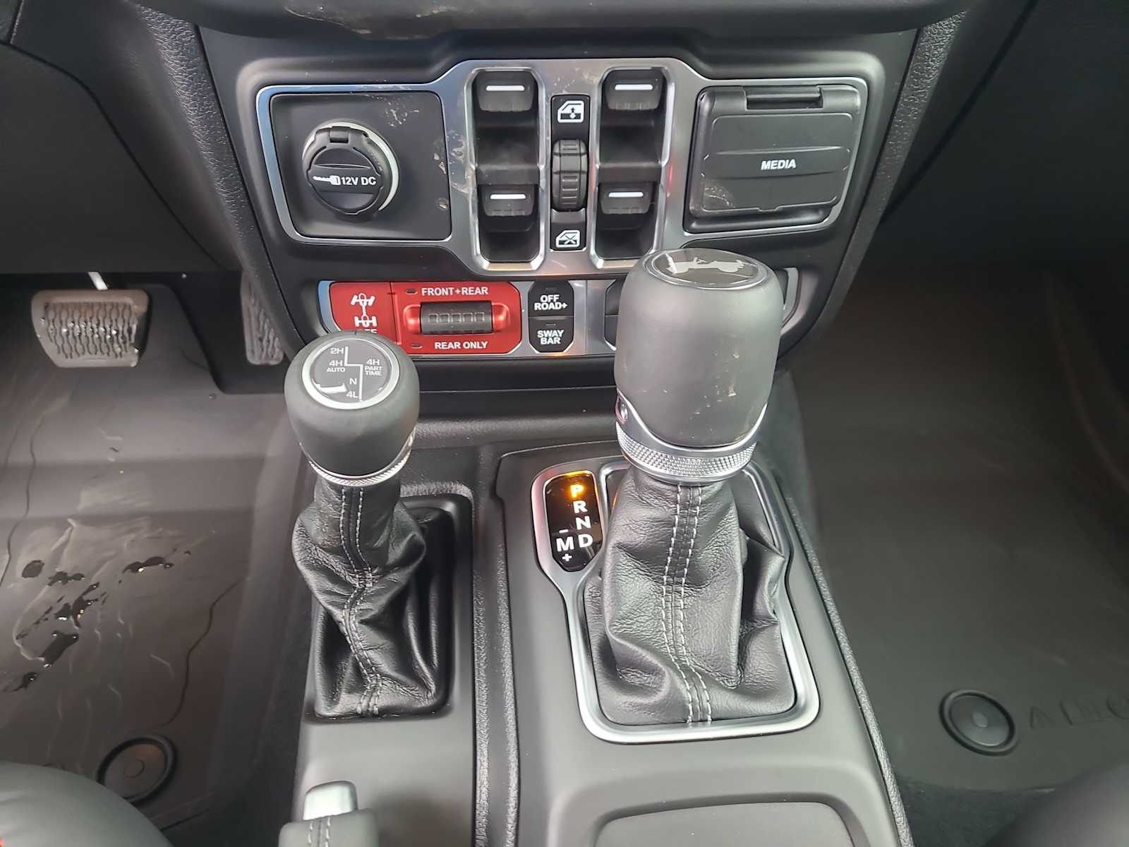 Thumbnail: 2026 Jeep Wrangler - 25