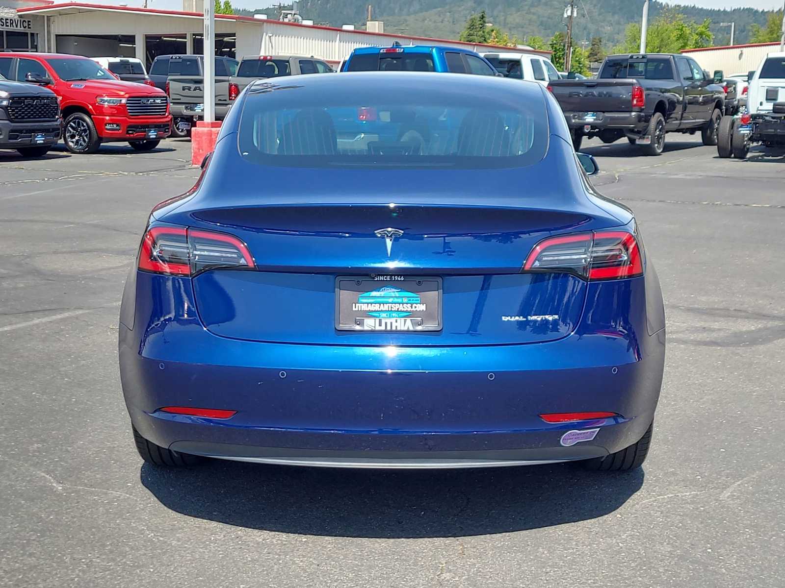 Thumbnail: 2019 Tesla Model 3 - 13
