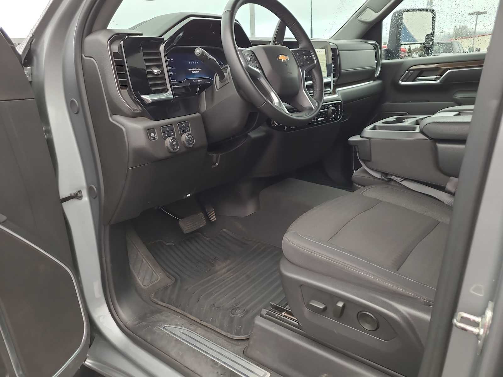 Thumbnail: 2025 Chevrolet Silverado 2500 - 10