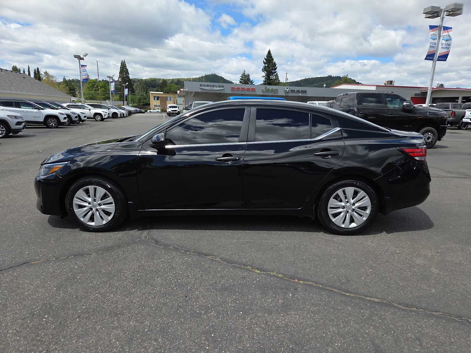 Thumbnail: 2024 Nissan Sentra - 11
