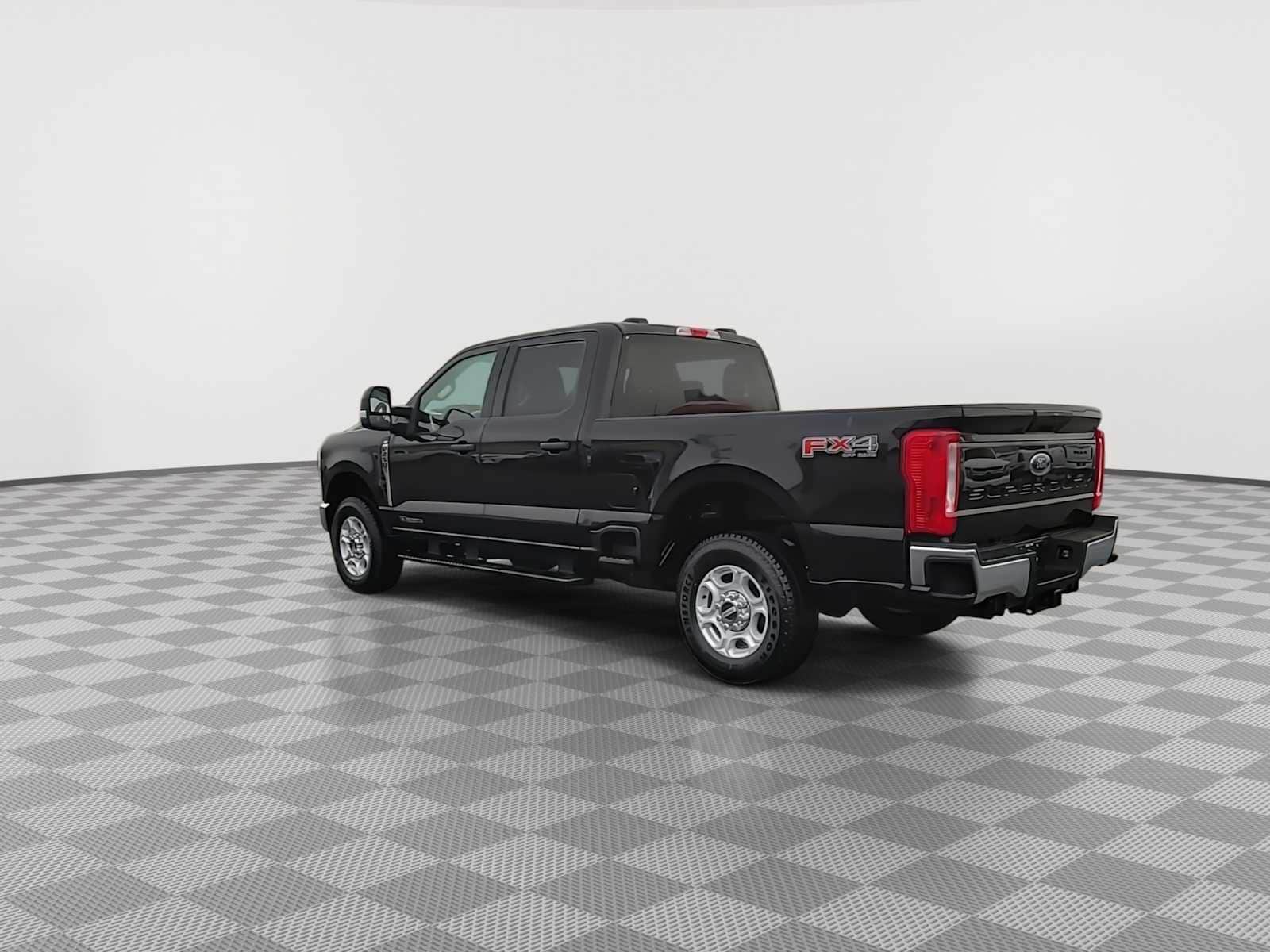 Thumbnail: 2025 Ford Econoline - 6