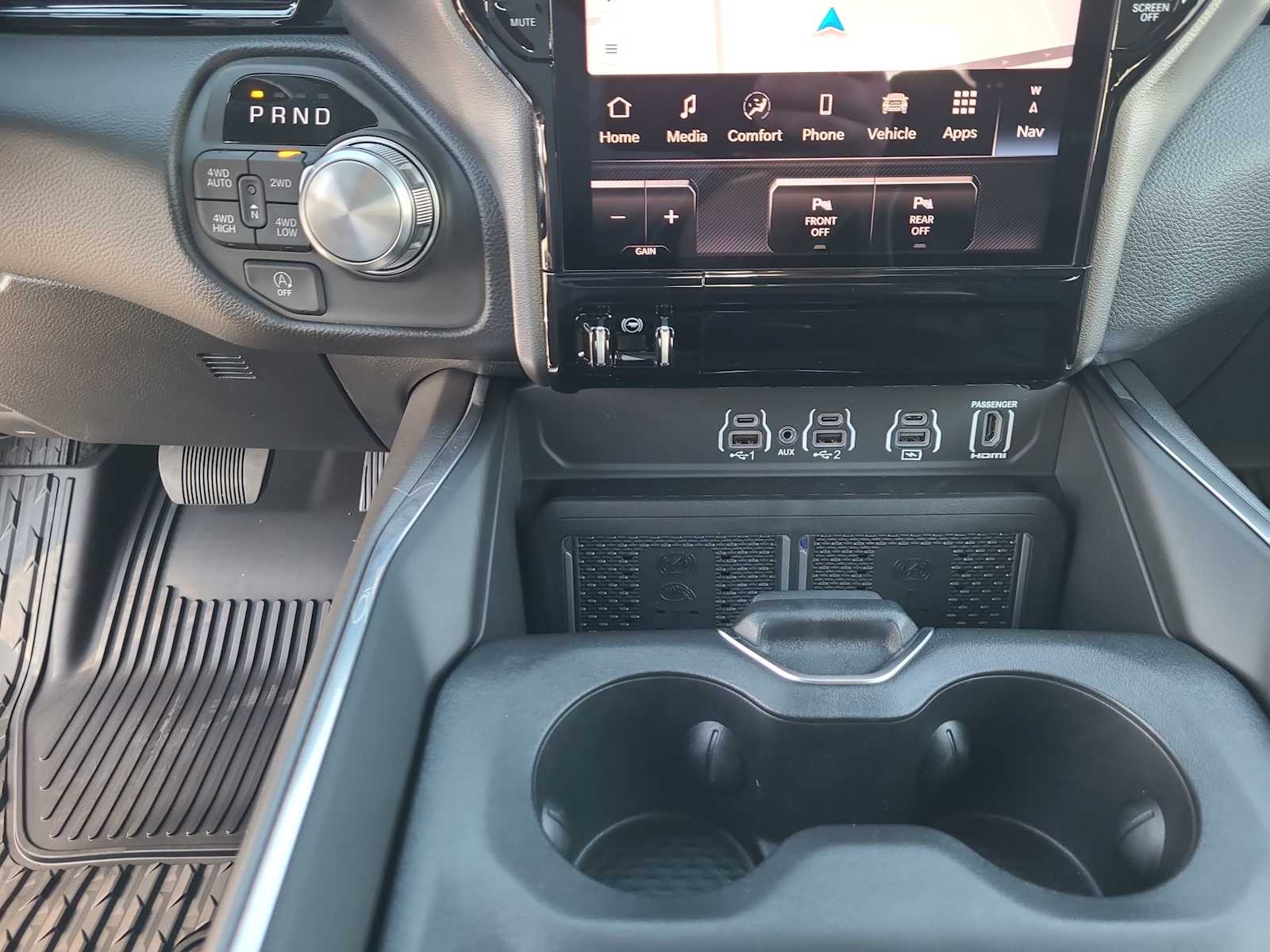 Thumbnail: 2026 RAM 1500 - 25