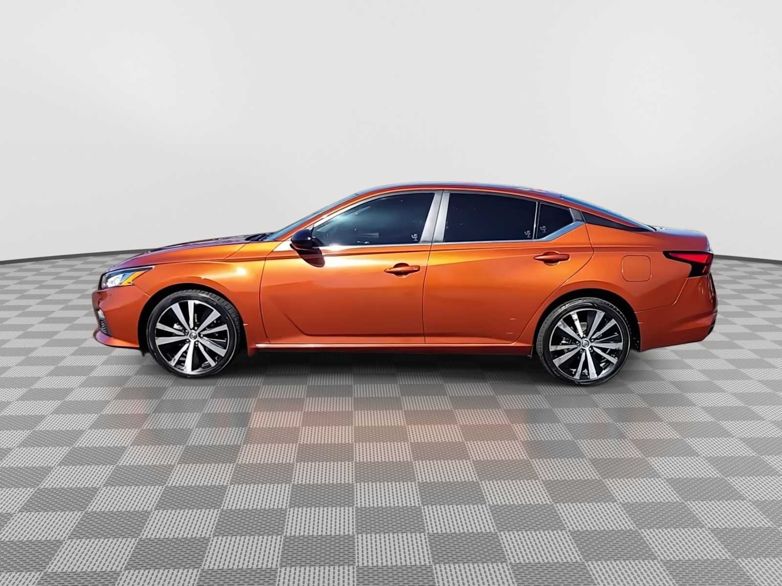Thumbnail: 2021 Nissan Altima - 5