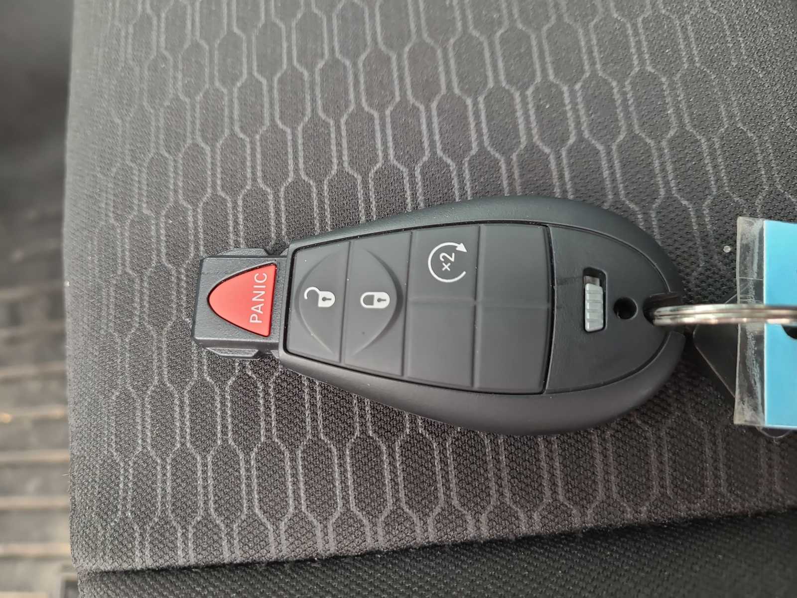 Thumbnail: 2020 RAM 1500 Classic - 28