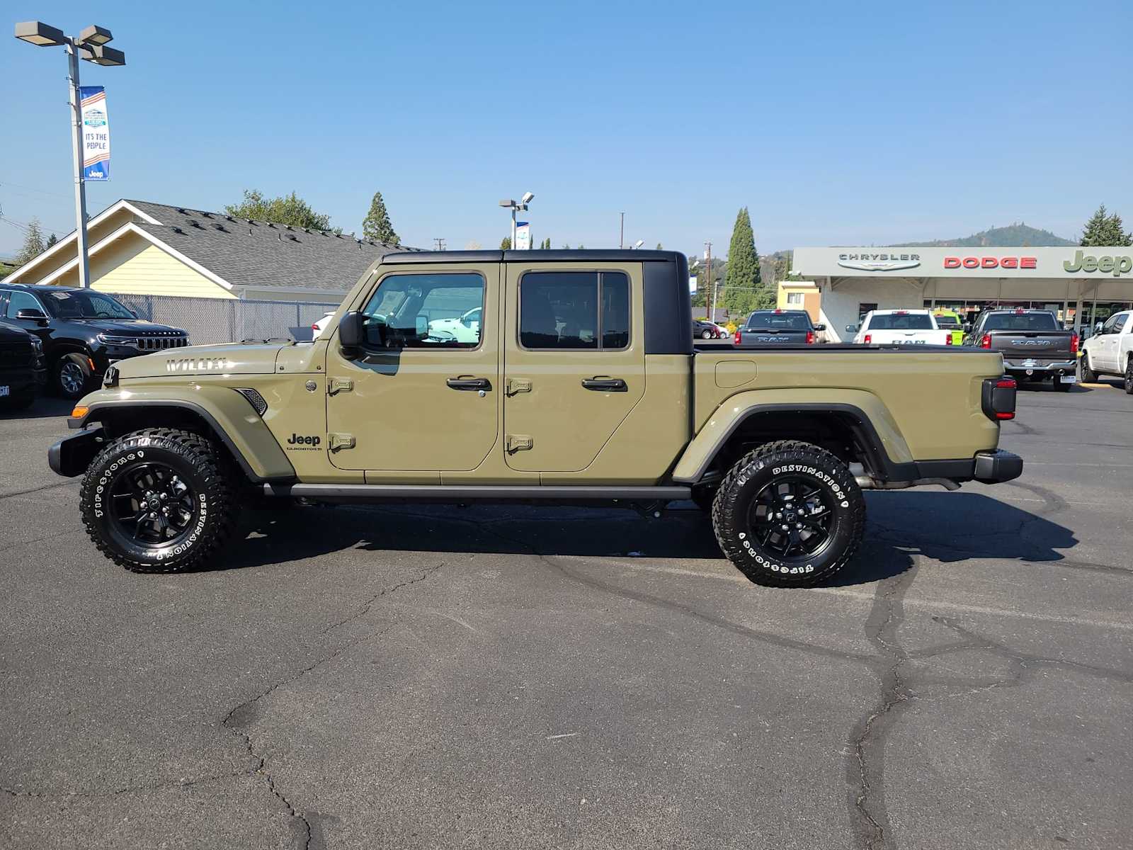 Thumbnail: 2025 Jeep Gladiator - 11