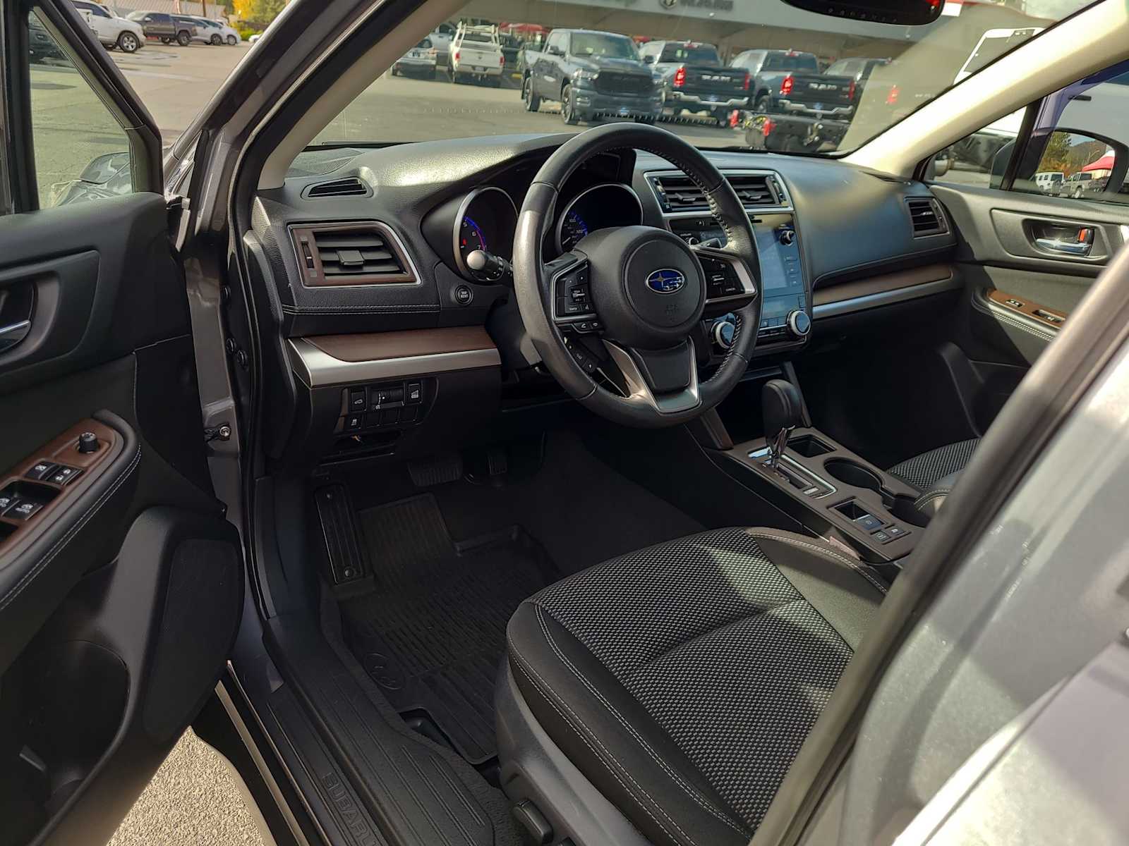 Thumbnail: 2018 Subaru Outback - 10