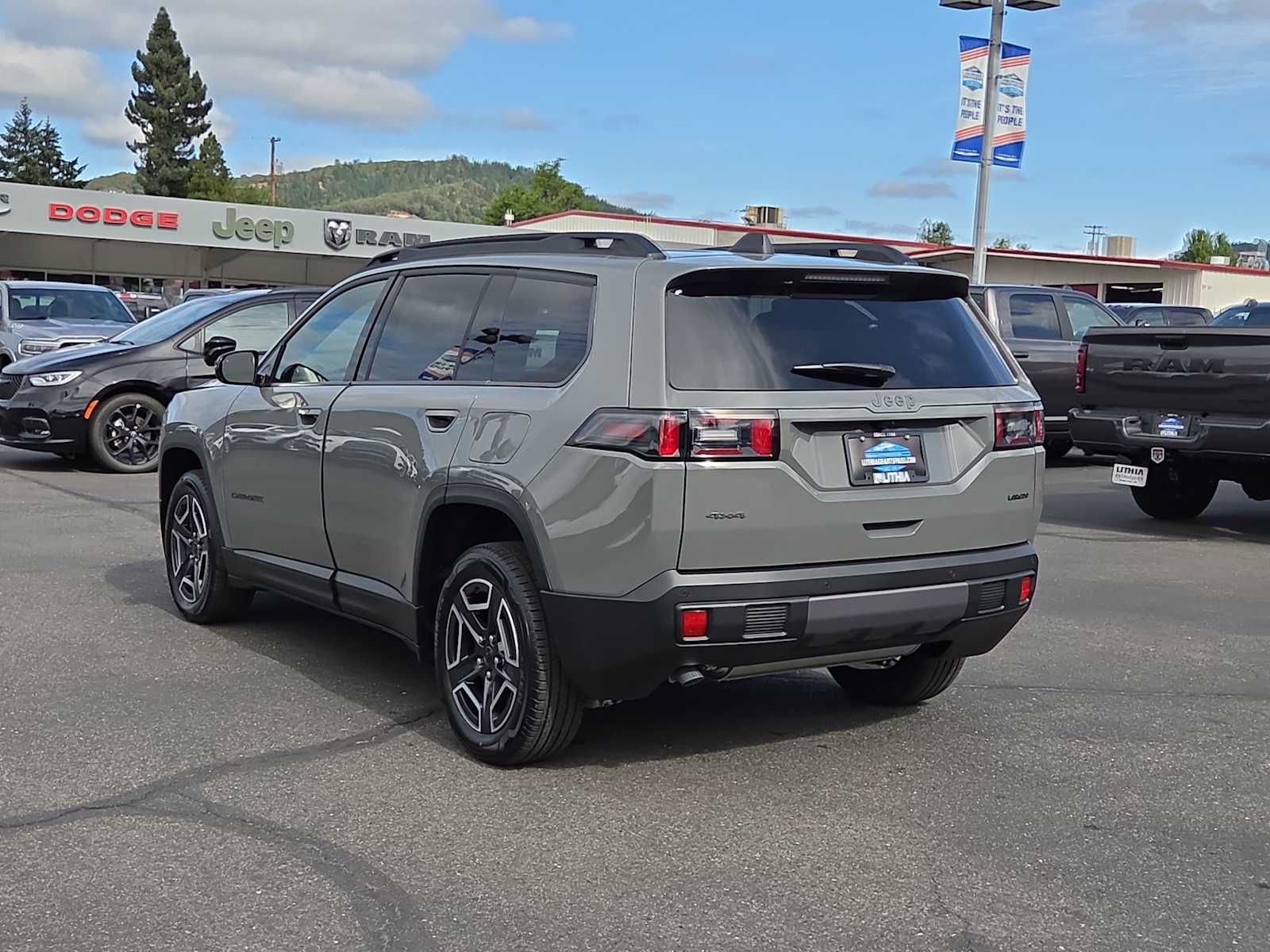 Thumbnail: 2026 Jeep Cherokee - 12