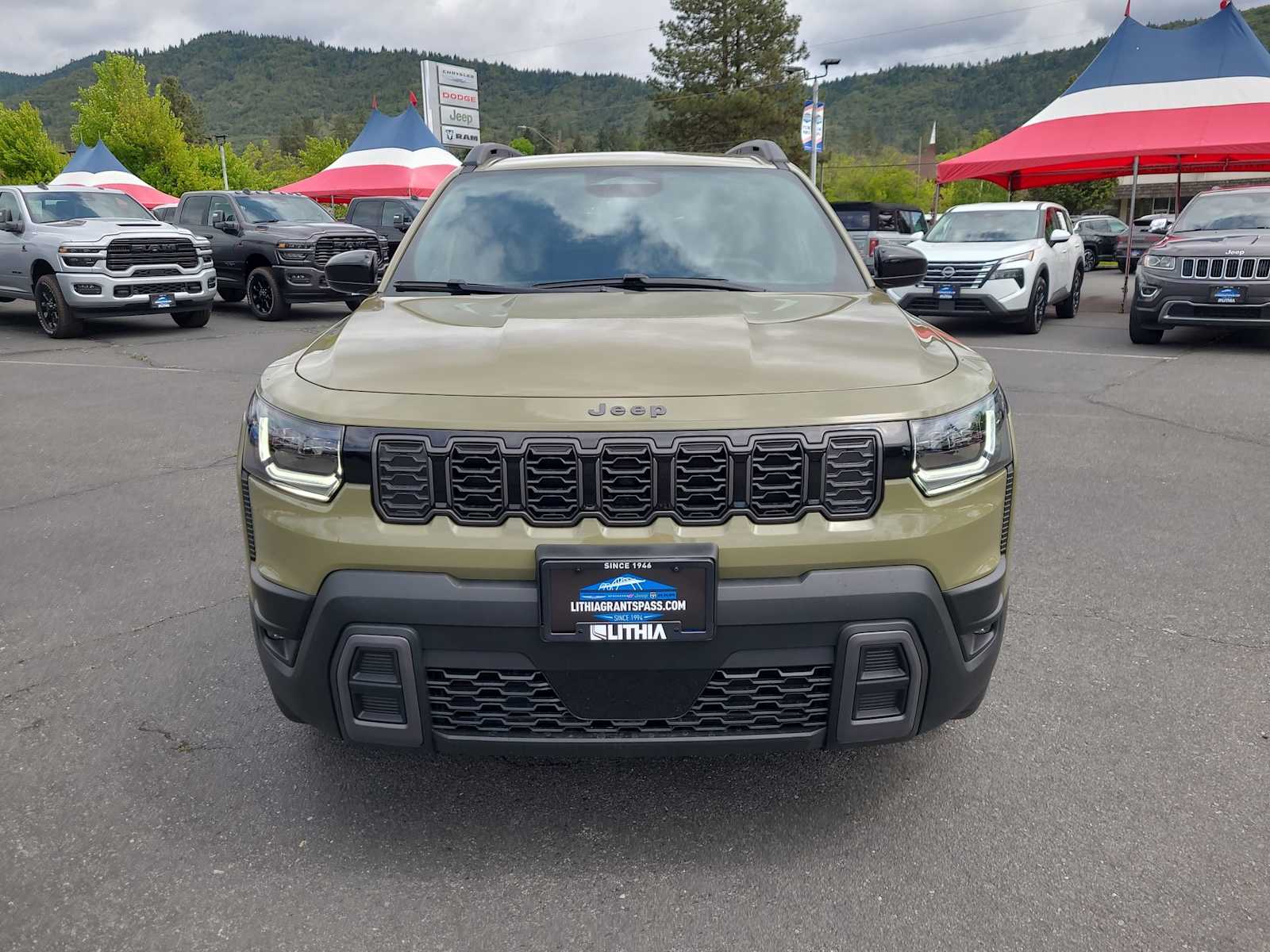 Thumbnail: 2026 Jeep Cherokee - 14
