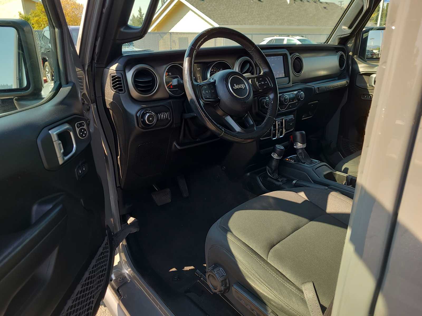 Thumbnail: 2021 Jeep Wrangler - 9