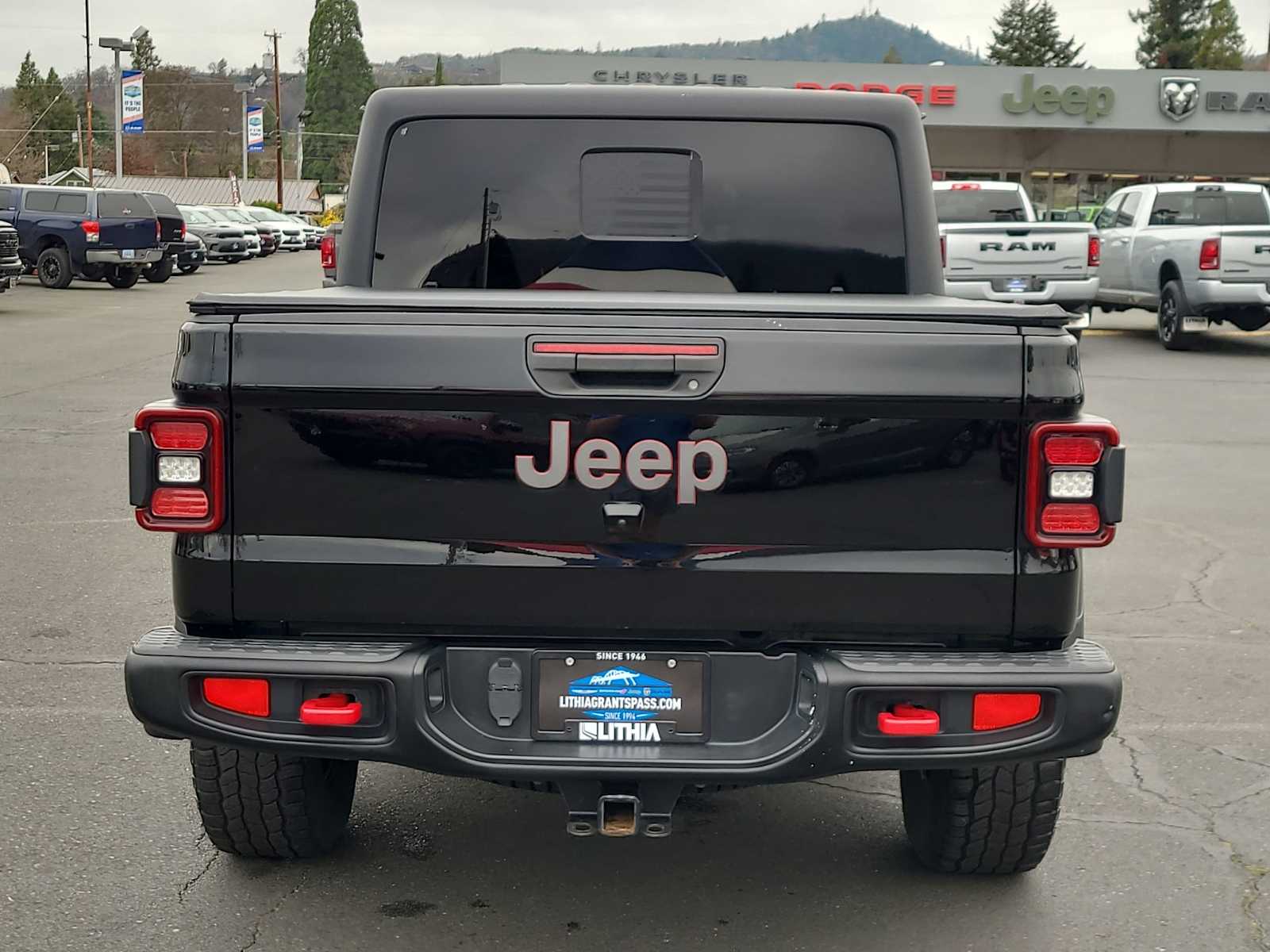 Thumbnail: 2021 Jeep Gladiator - 13