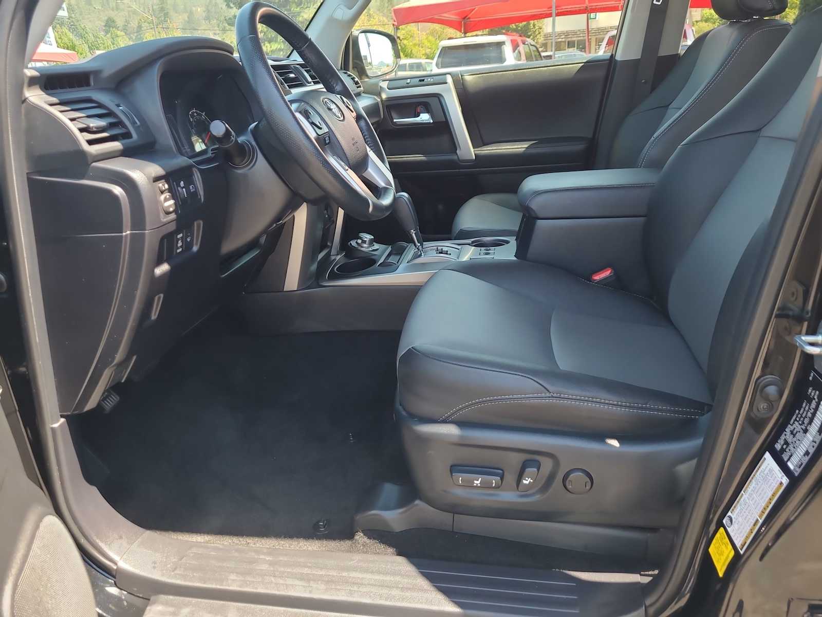 Thumbnail: 2024 Toyota 4Runner - 19