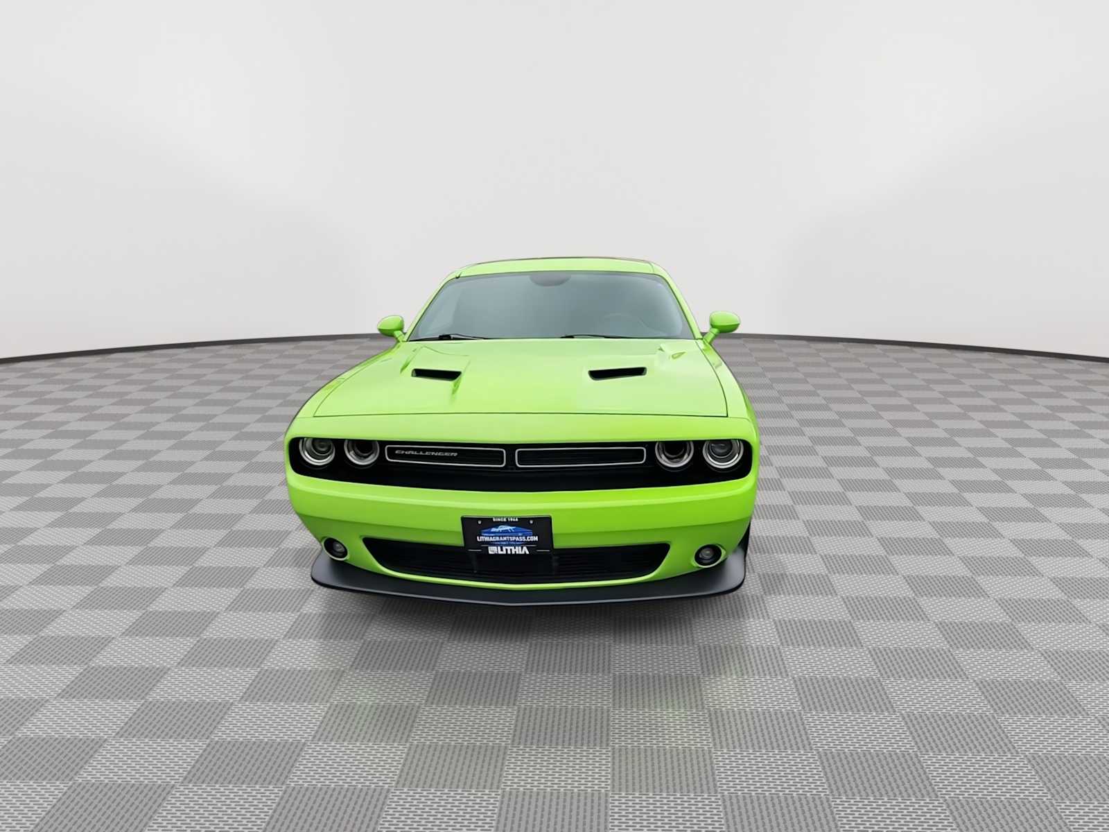 Thumbnail: 2015 Dodge Challenger - 3