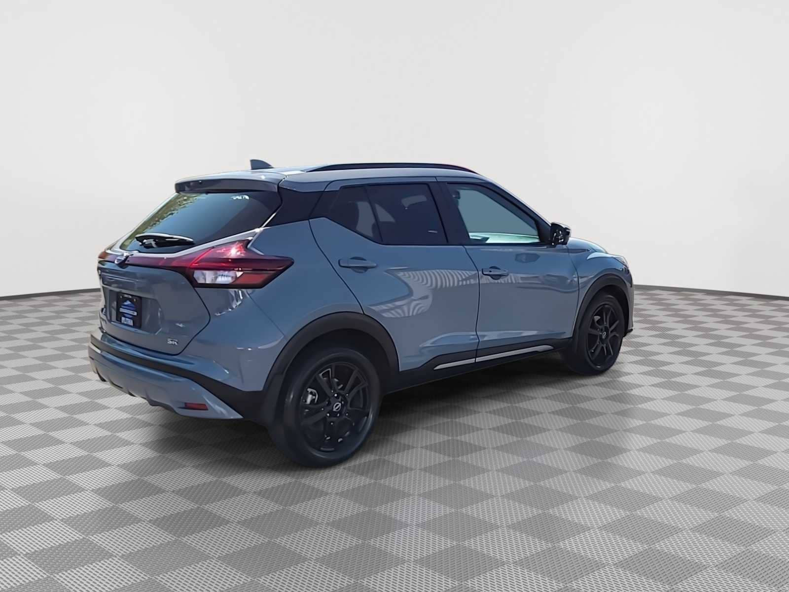Thumbnail: 2023 Nissan Kicks - 8