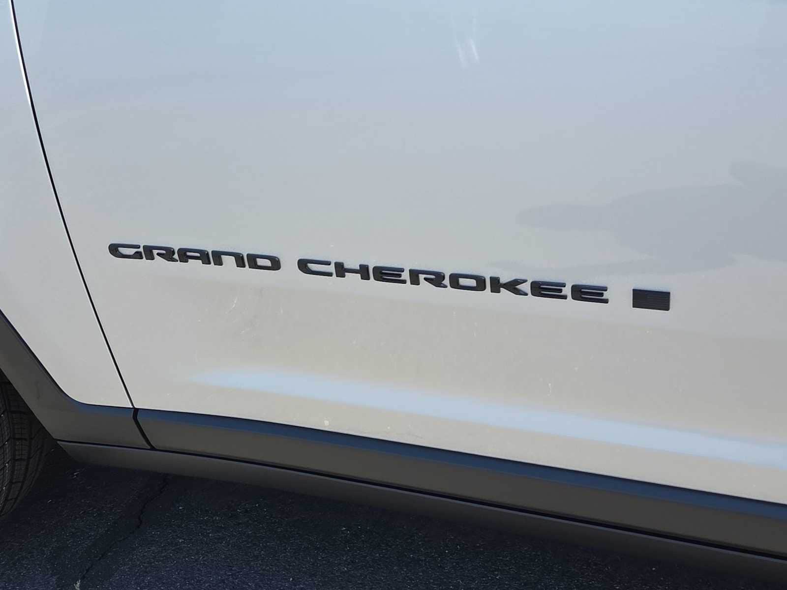 Thumbnail: 2026 Jeep Grand Cherokee - 15