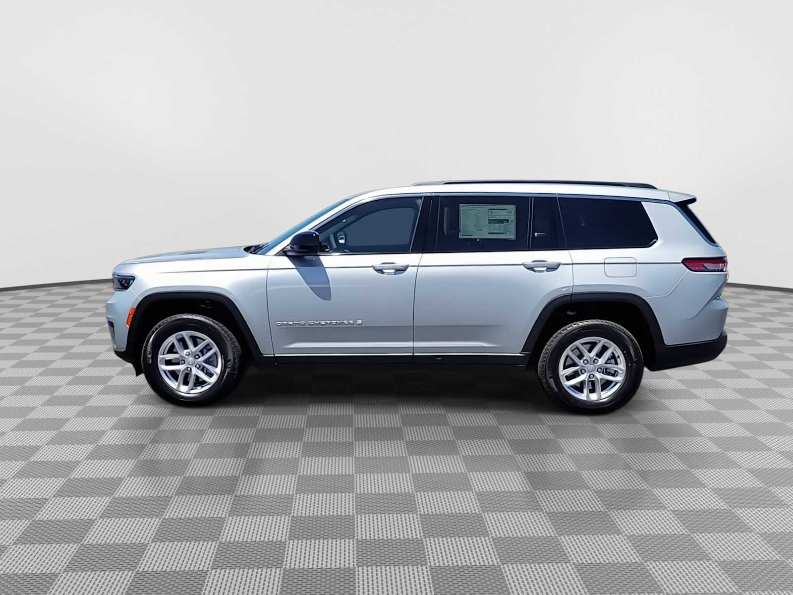 Thumbnail: 2025 Jeep Grand Cherokee - 5