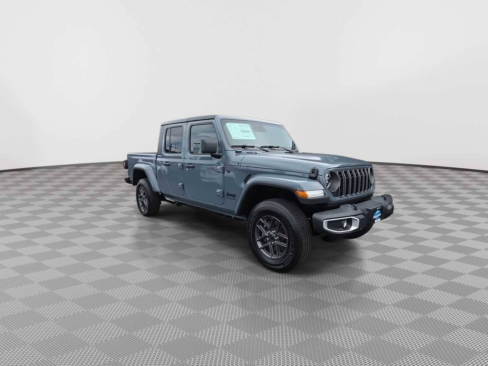 Thumbnail: 2026 Jeep Gladiator - 2