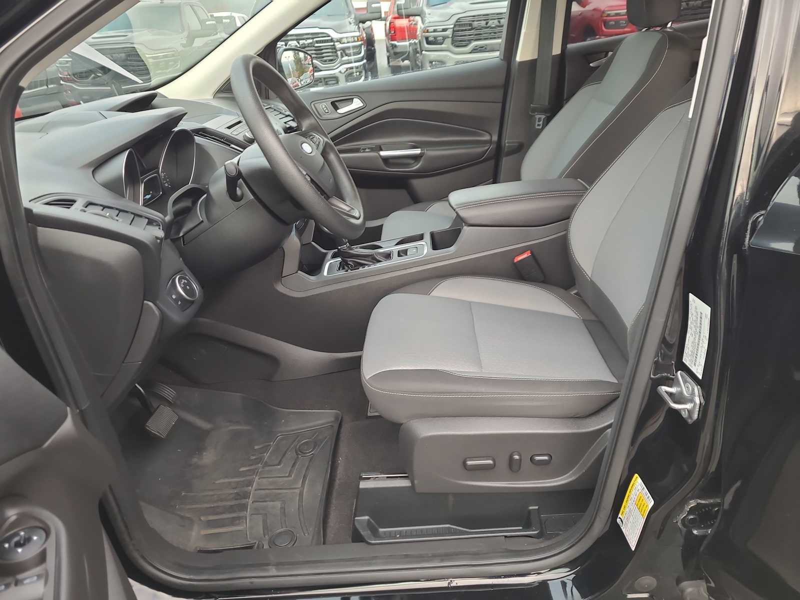 Thumbnail: 2018 Ford Escape - 19