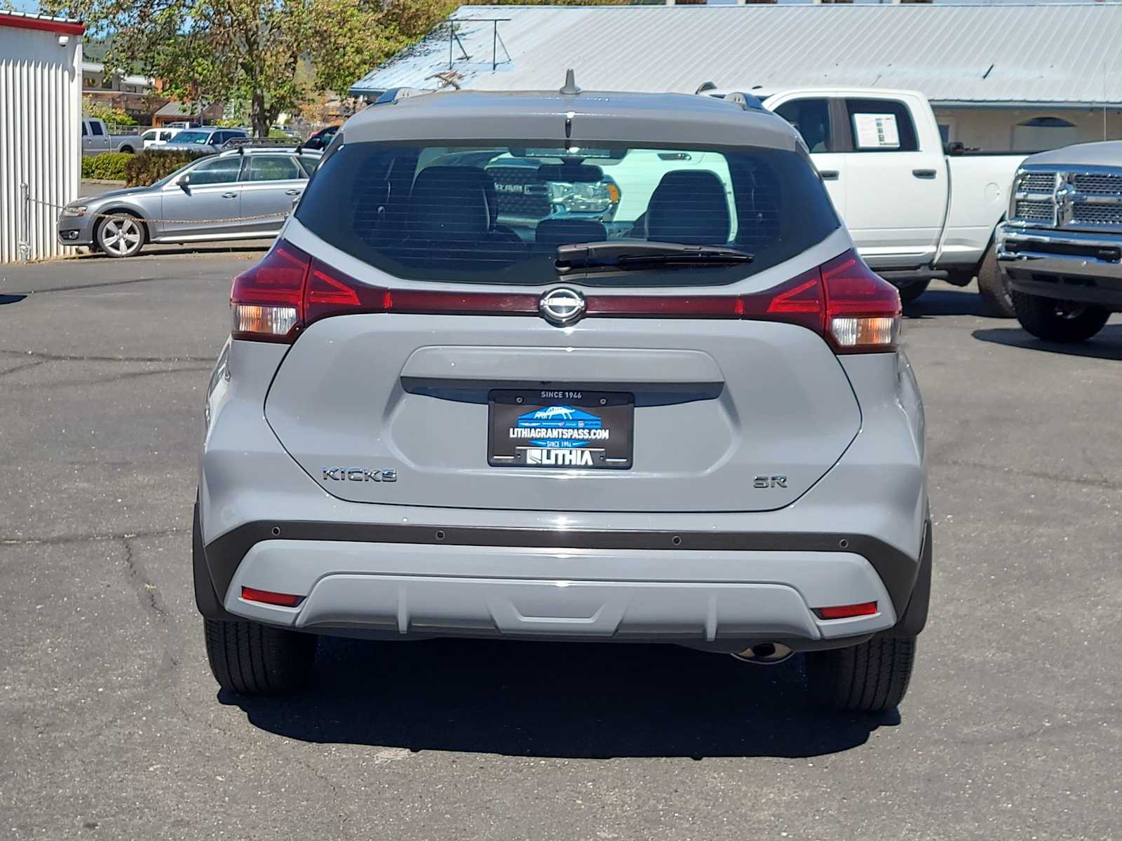 Thumbnail: 2023 Nissan Kicks - 13