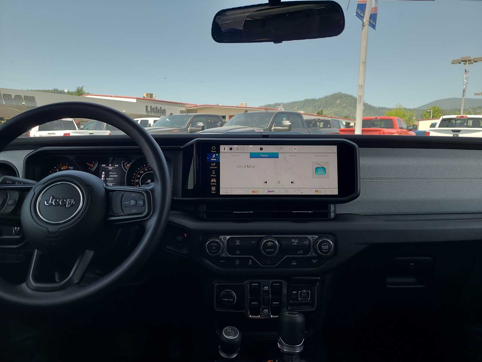 Thumbnail: 2025 Jeep Wrangler - 18