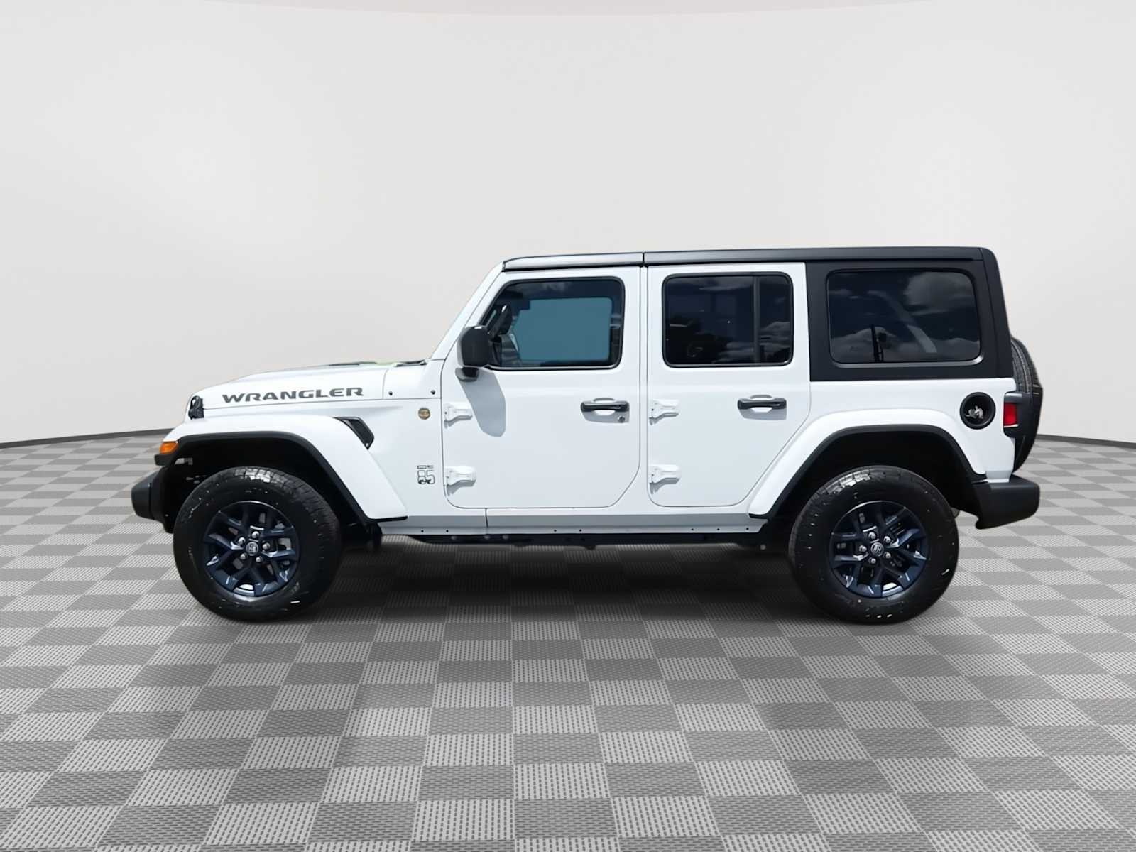 Thumbnail: 2026 Jeep Wrangler - 5