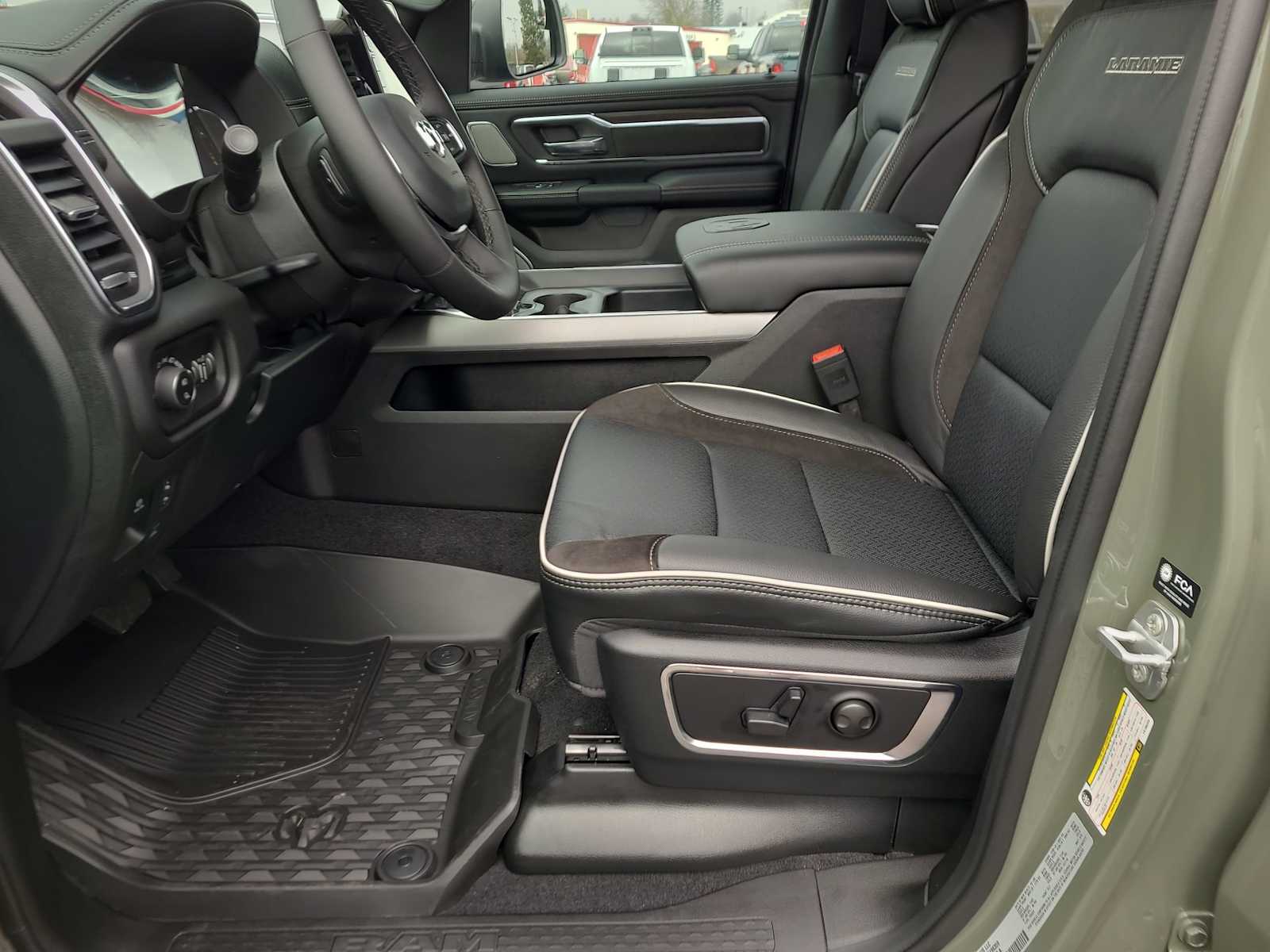 Thumbnail: 2026 RAM 1500 - 19