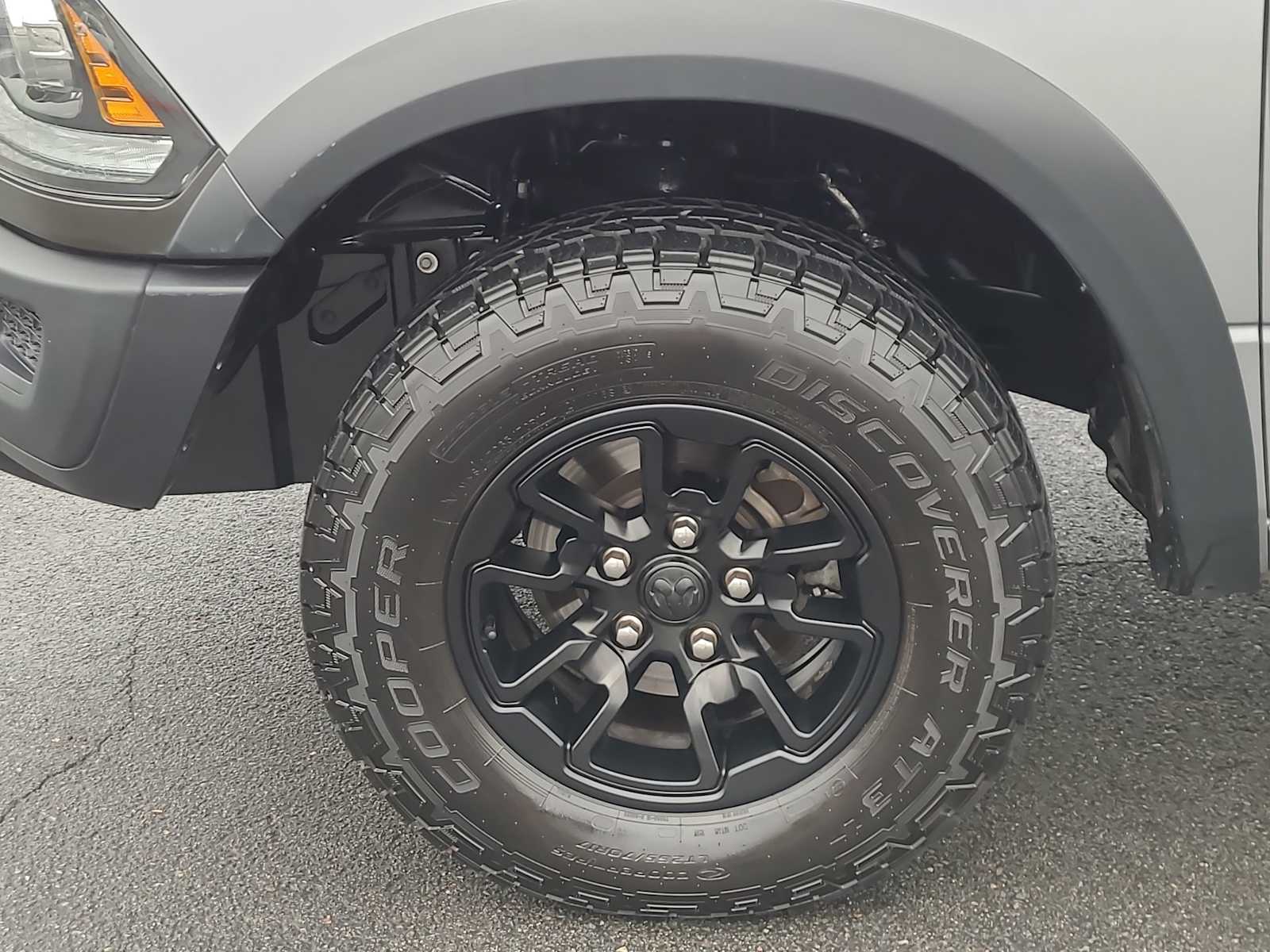 Thumbnail: 2022 RAM 1500 Classic - 16