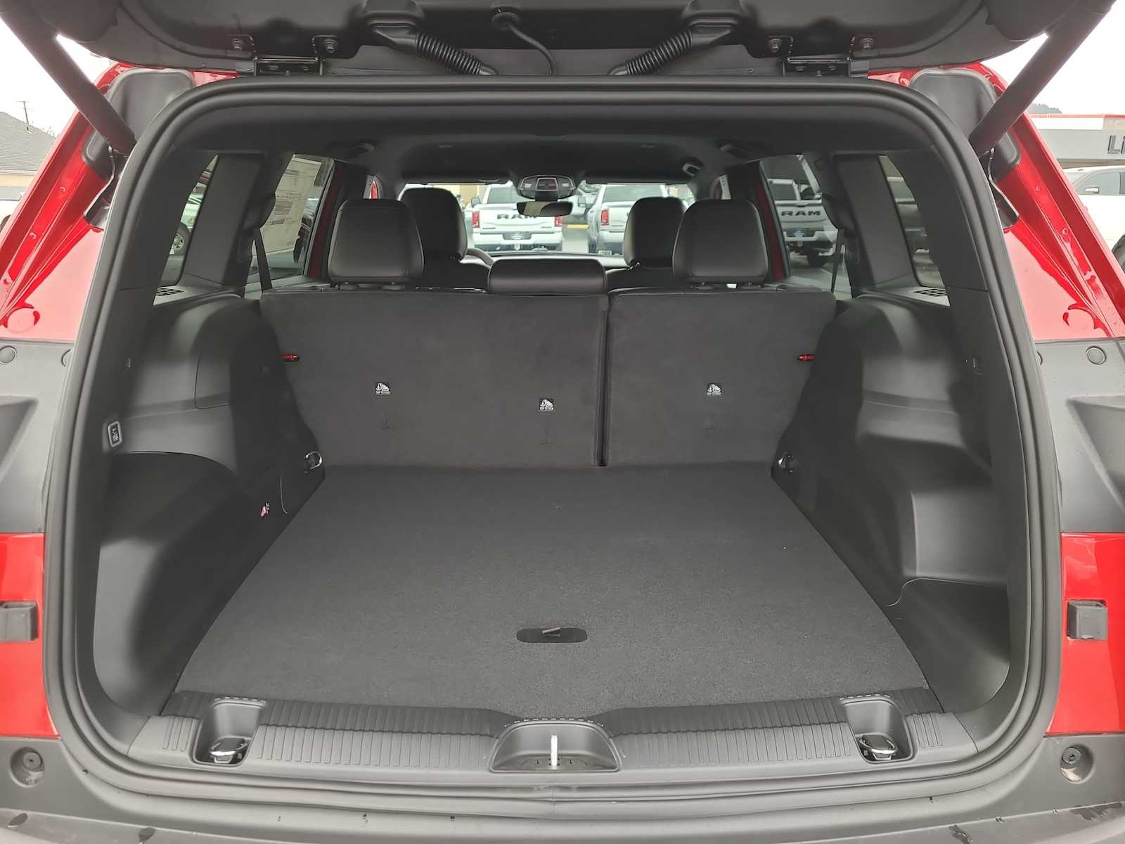 Thumbnail: 2026 Jeep Cherokee - 27