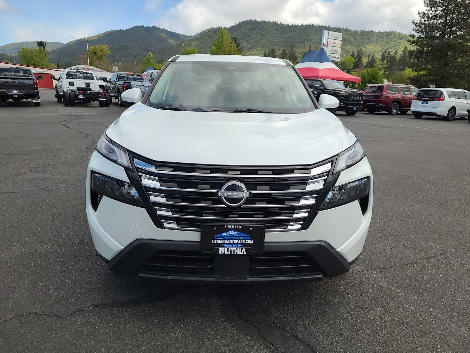 Thumbnail: 2025 Nissan Rogue - 13