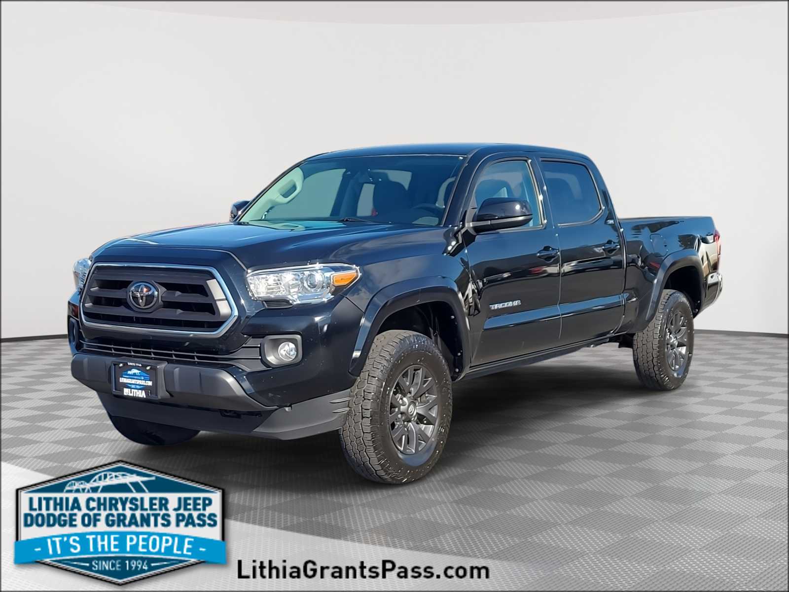 Thumbnail: 2022 Toyota Tacoma - 1