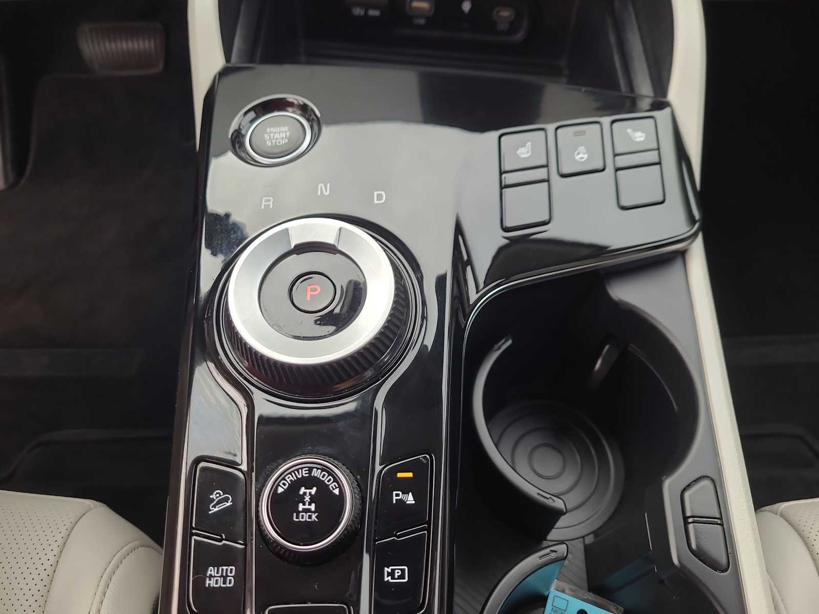 Thumbnail: 2023 Kia Sportage - 25