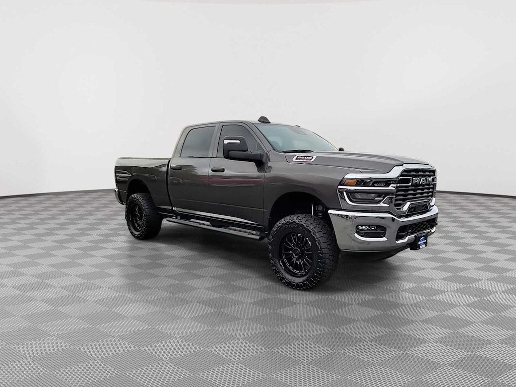 New 2026 Ram 2500 TRADESMAN CREW CAB 4X4 6'4 BOX Pickup