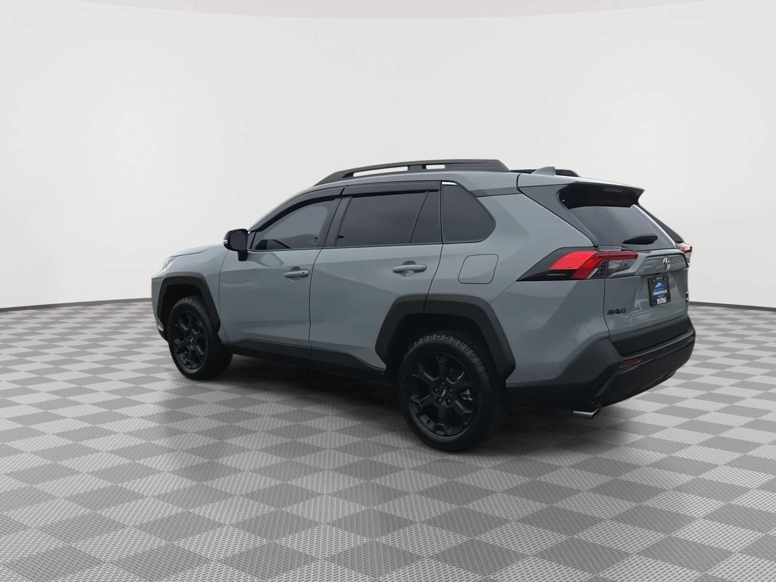 Thumbnail: 2021 Toyota RAV4 - 5