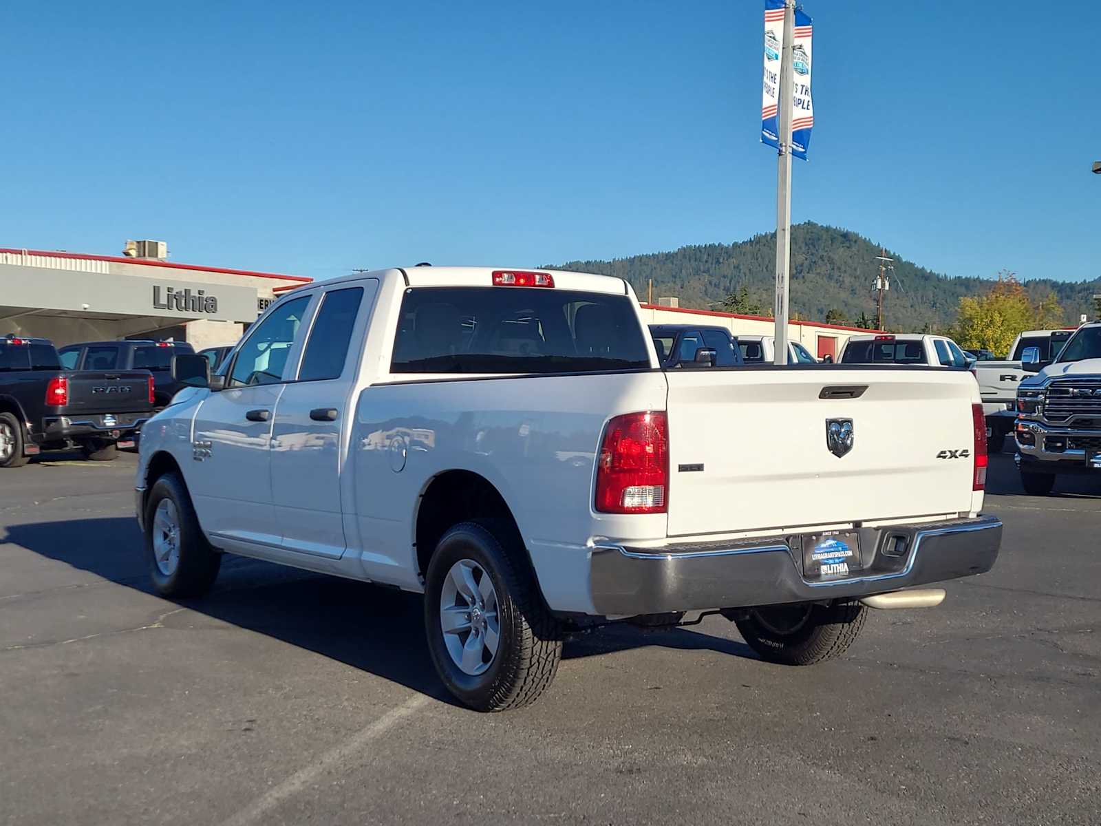 Thumbnail: 2024 RAM 1500 Classic - 12