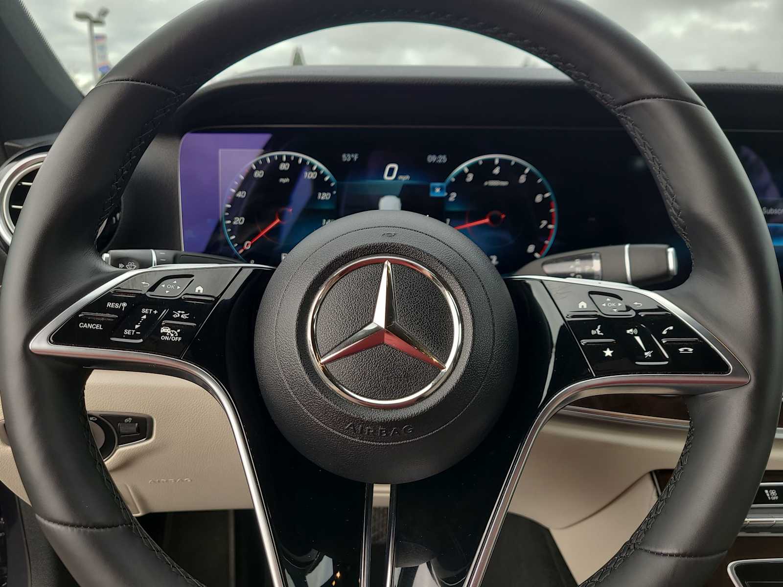 Thumbnail: 2021 Mercedes-Benz E-Class - 23