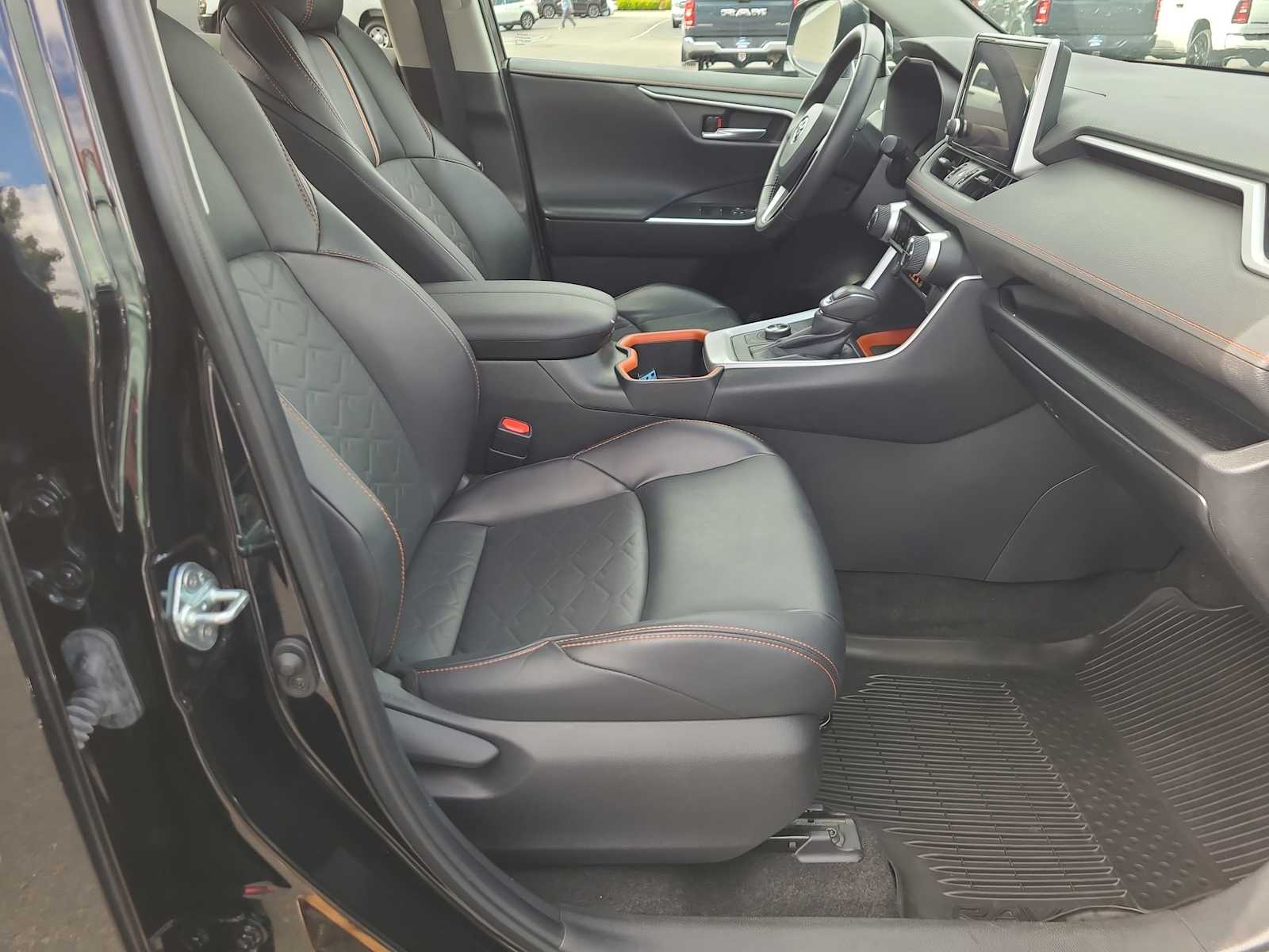 Thumbnail: 2024 Toyota RAV4 - 22