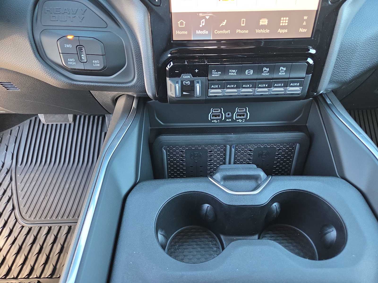Thumbnail: 2026 RAM 3500 - 25